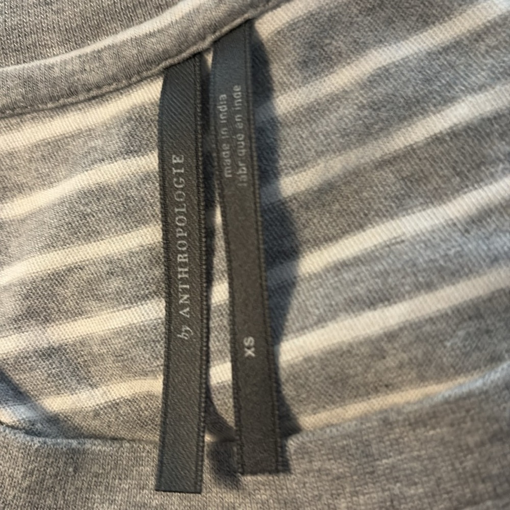 Anthropologie Gray and White Embellished Short Sleeve Tee - Picture 5 of 6